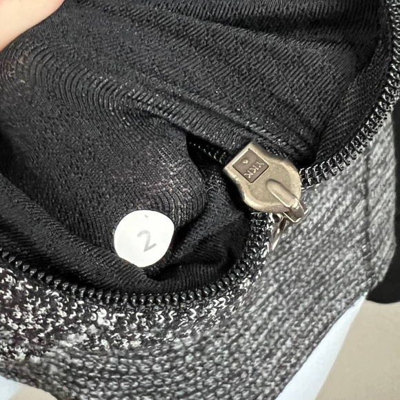 Lululemon Daily Yoga Jacket Women's 2 Coco Pique Black Full Double Zip Stretch - Picture 7 of 7